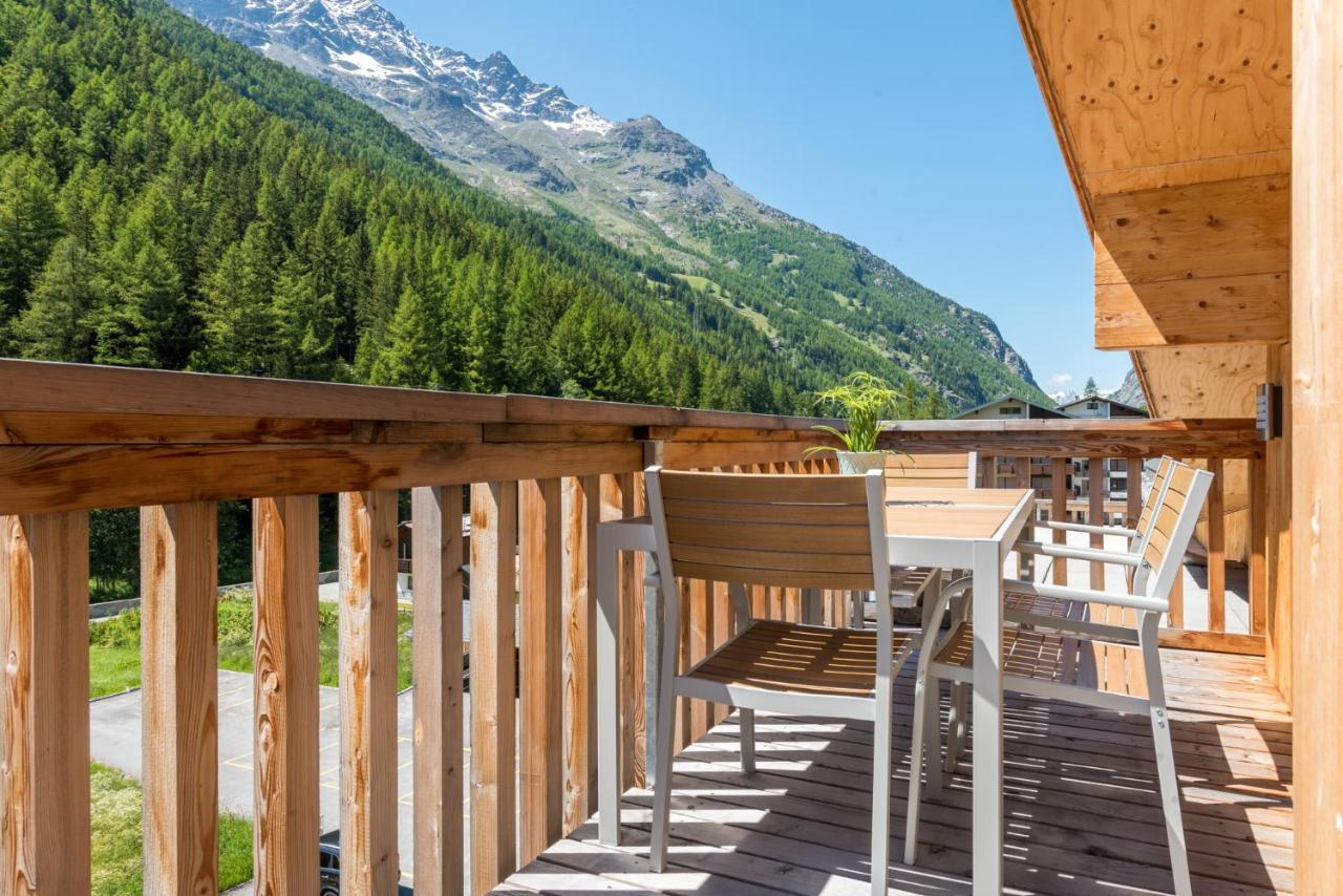 Montela Hotel & Resort - Suiten Saas-Grund Exteriör bild